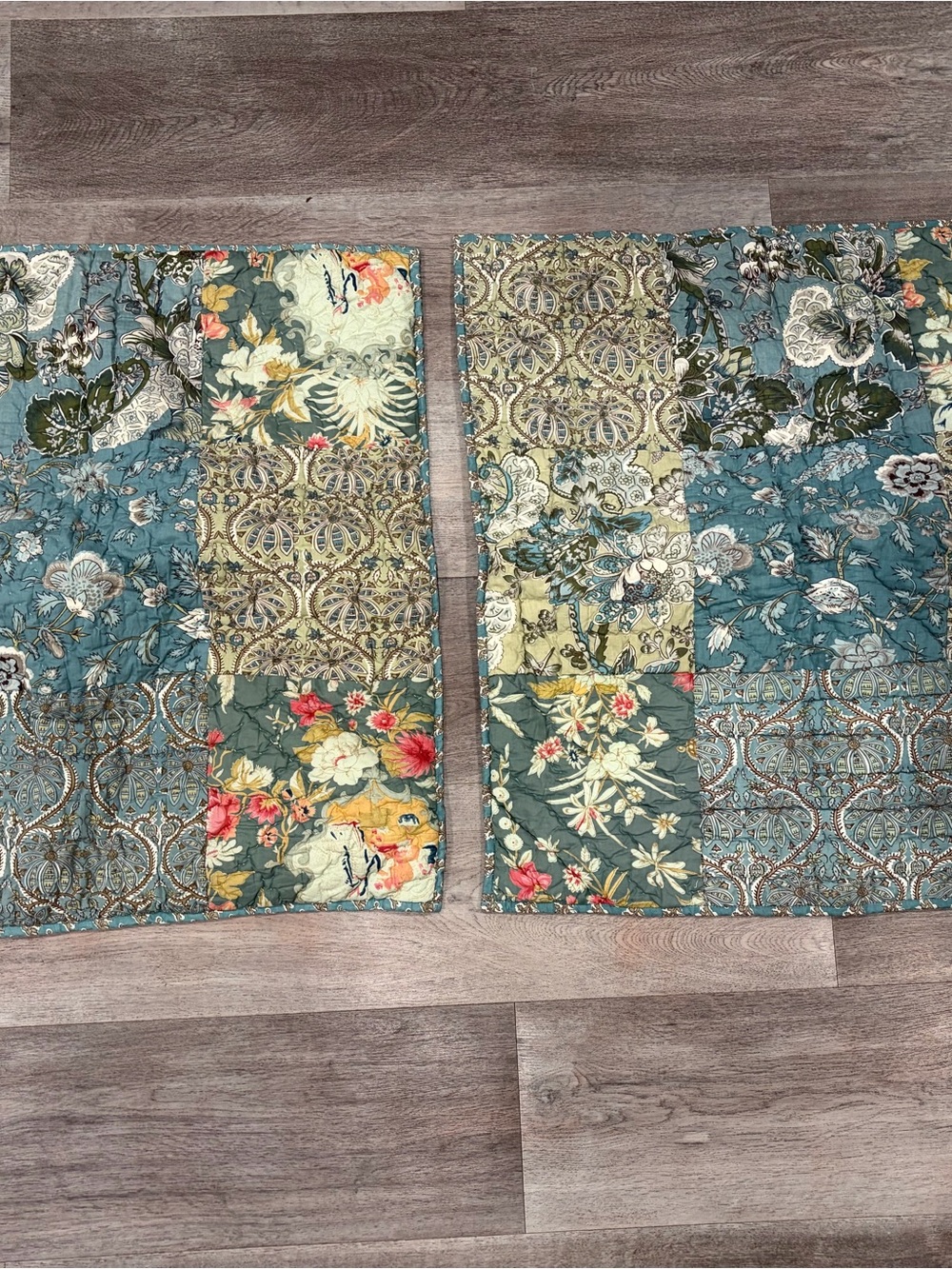 Set Of 2 Potterybarn Euro Pillow Shams Multicolor Floral Quilted Bedding 26"x26"